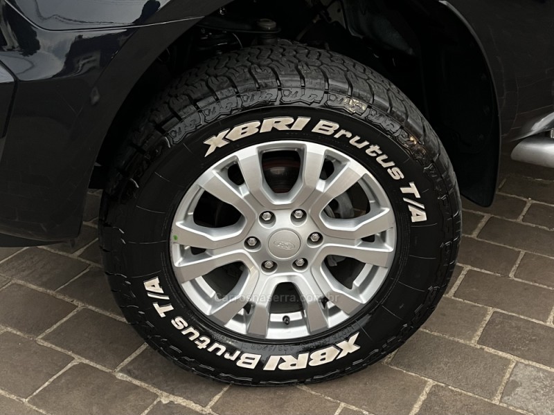 RANGER 3.2 LIMITED 4X4 CD 20V DIESEL 4P AUTOMÁTICO - 2017 - VACARIA