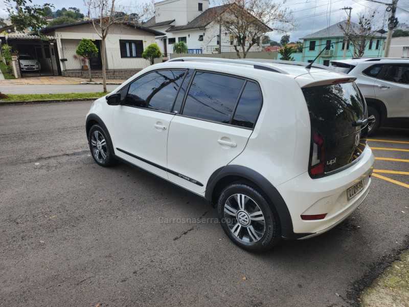 UP 1.0 TSI CROSS 12V FLEX 4P MANUAL - 2018 - VERANóPOLIS