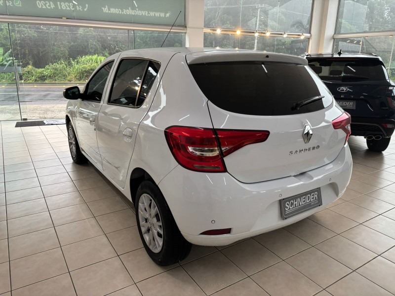 SANDERO 1.0 ZEN 12V FLEX 4P MANUAL - 2022 - NOVA PETRóPOLIS