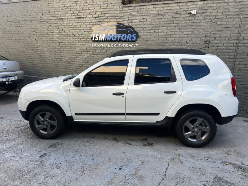 DUSTER 1.6 EXPRESSION 4X2 16V FLEX 4P MANUAL - 2014 - CAXIAS DO SUL