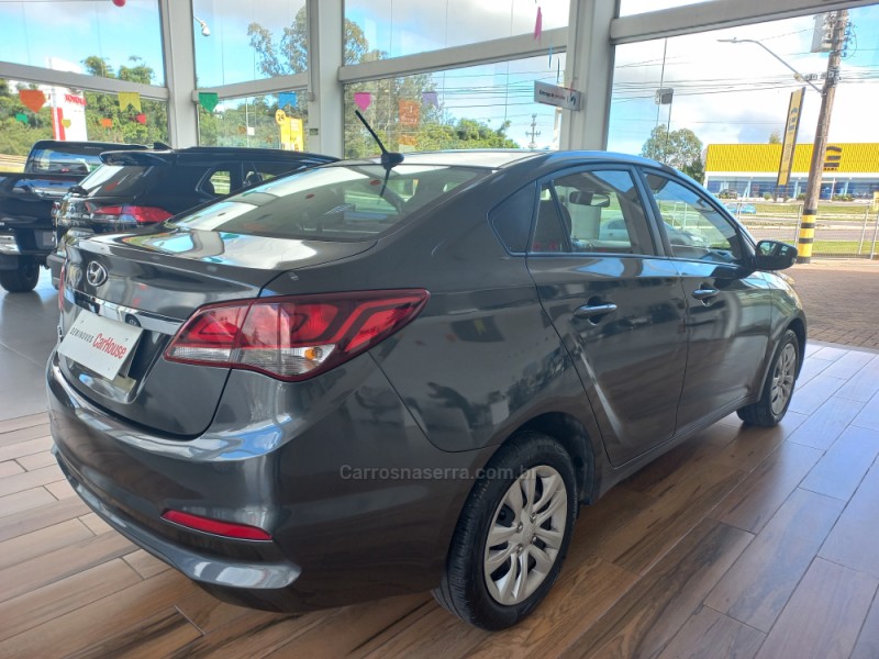 HB20S 1.0 COMFORT PLUS 12V FLEX 4P MANUAL - 2019 - TAQUARA