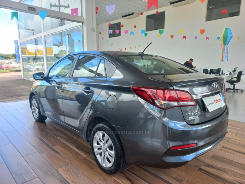 HB20S 1.0 COMFORT PLUS 12V FLEX 4P MANUAL - 2019 - TAQUARA