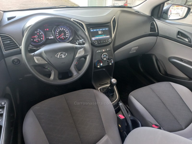 HB20S 1.0 COMFORT PLUS 12V FLEX 4P MANUAL - 2019 - TAQUARA