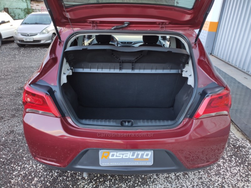 ONIX 1.0 LT PLUS 8V FLEX 4P MANUAL - 2018 - VENâNCIO AIRES