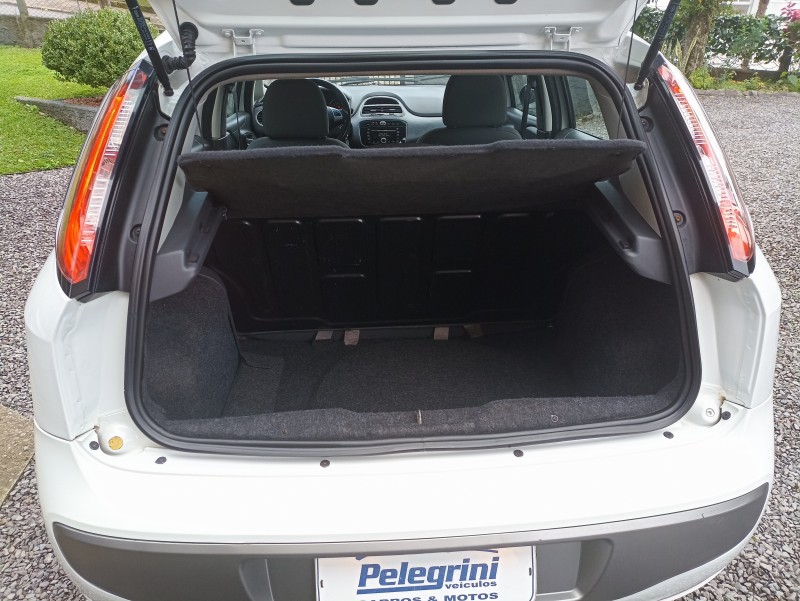 PUNTO 1.6 ESSENCE 16V FLEX 4P MANUAL - 2014 - BENTO GONçALVES