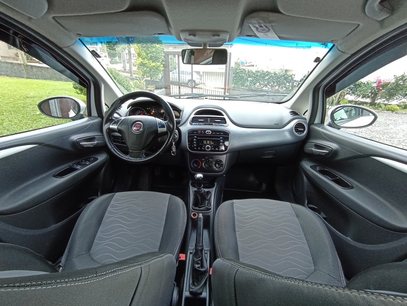 PUNTO 1.6 ESSENCE 16V FLEX 4P MANUAL - 2014 - BENTO GONçALVES