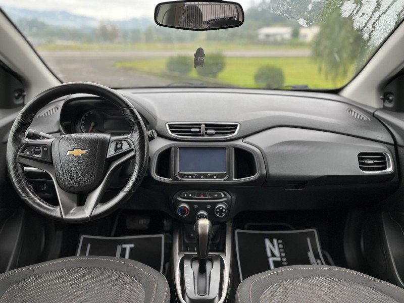 ONIX 1.0 LT 12V TURBO FLEX 4P AUTOMÁTICO - 2015 - BOM PRINCíPIO