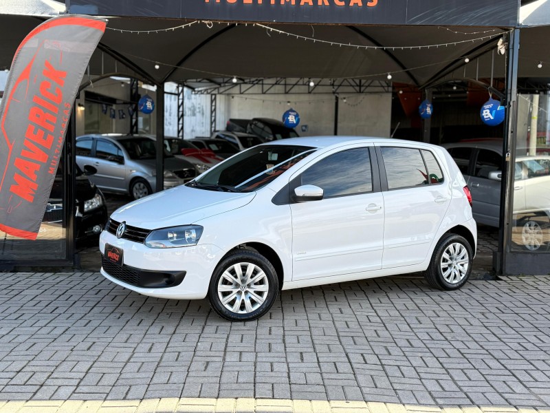 FOX 1.0 MI TREND 8V FLEX 4P MANUAL - 2013 - LAGOA VERMELHA
