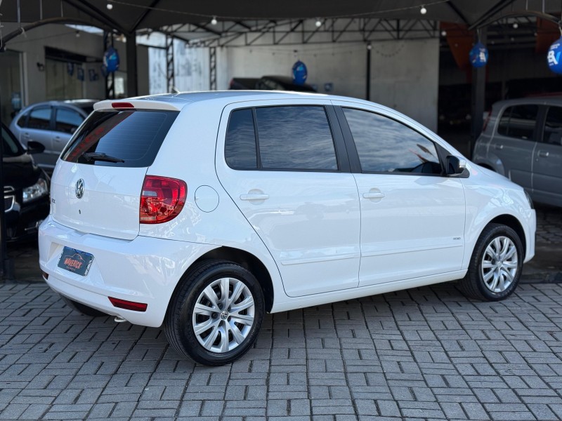 FOX 1.0 MI TREND 8V FLEX 4P MANUAL - 2013 - LAGOA VERMELHA