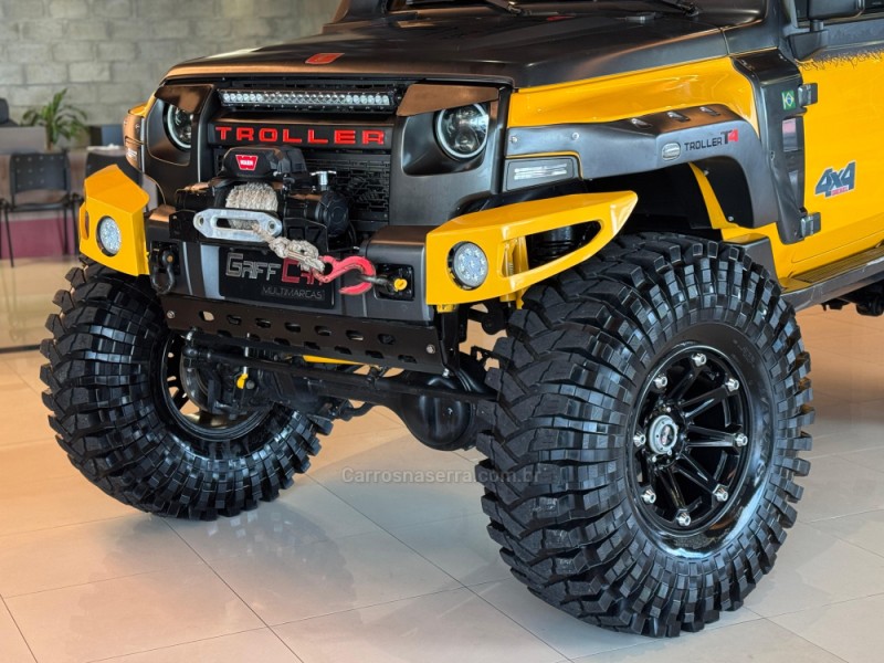 T4 BOLD 3.2 TDI 4X4 20V TURBO DIESEL 2P MANUAL - 2017 - DOIS IRMãOS