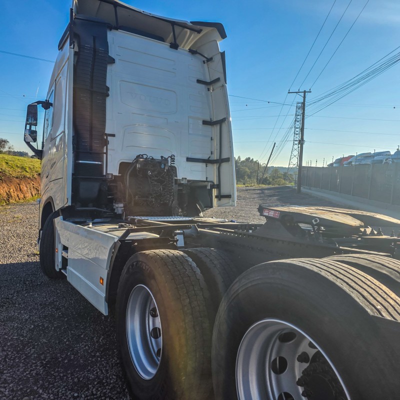 FH 460 GLOBETROTTER 6X2 - 2021 - GARIBALDI