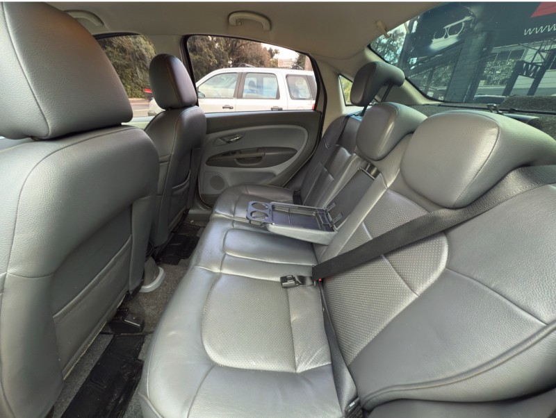LINEA 1.8 ABSOLUTE 16V FLEX 4P AUTOMATIZADO - 2011 - NOVA PETRóPOLIS