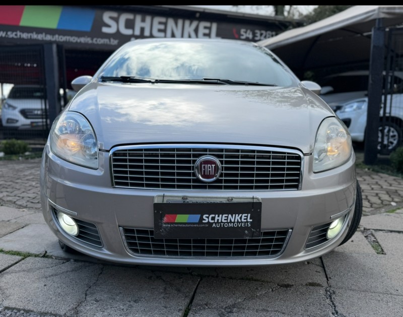 LINEA 1.8 ABSOLUTE 16V FLEX 4P AUTOMATIZADO - 2011 - NOVA PETRóPOLIS
