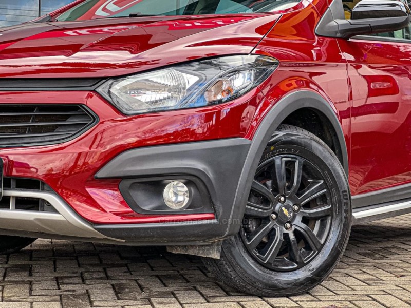 ONIX 1.4 MPFI ACTIV 8V FLEX 4P MANUAL - 2019 - CANELA