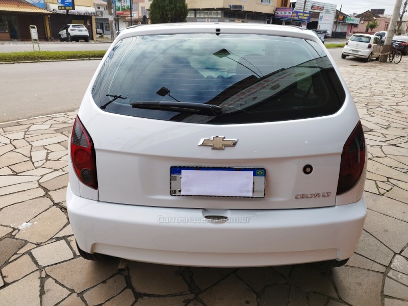 CELTA 1.0 VHCE LT 8V FLEX 4P MANUAL - 2015 - NOVO HAMBURGO