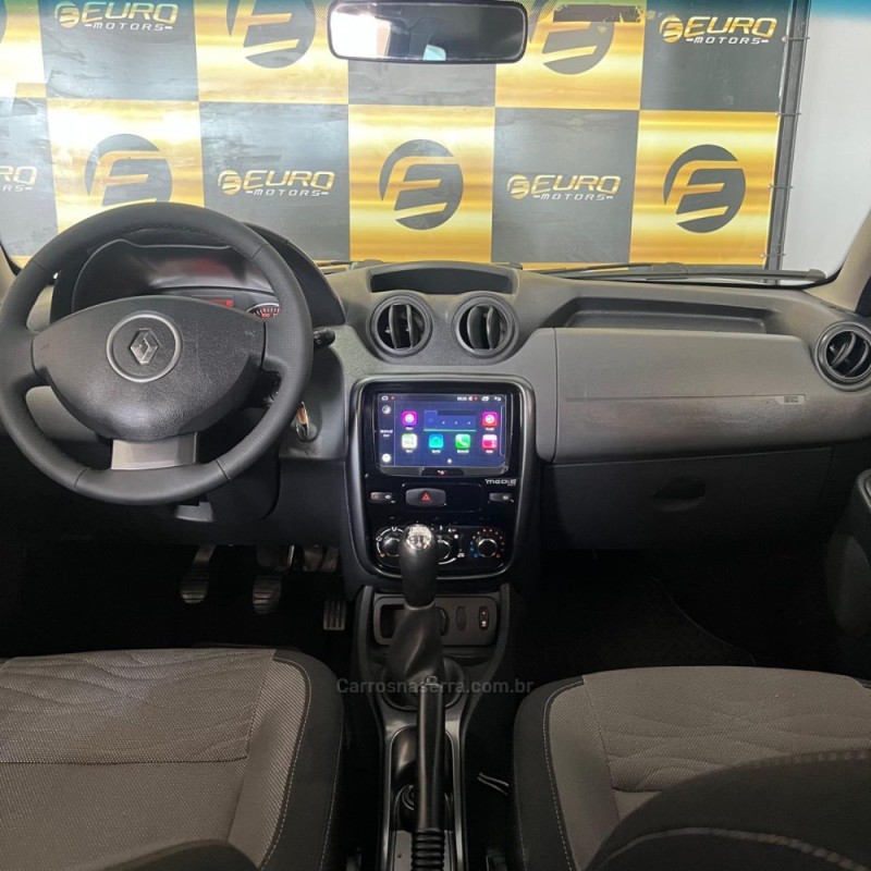 DUSTER OROCH 1.6 16V FLEX EXPRESS 4P MANUAL - 2014 - PORTãO