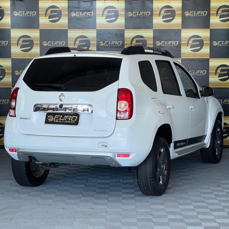 DUSTER OROCH 1.6 16V FLEX EXPRESS 4P MANUAL - 2014 - PORTãO
