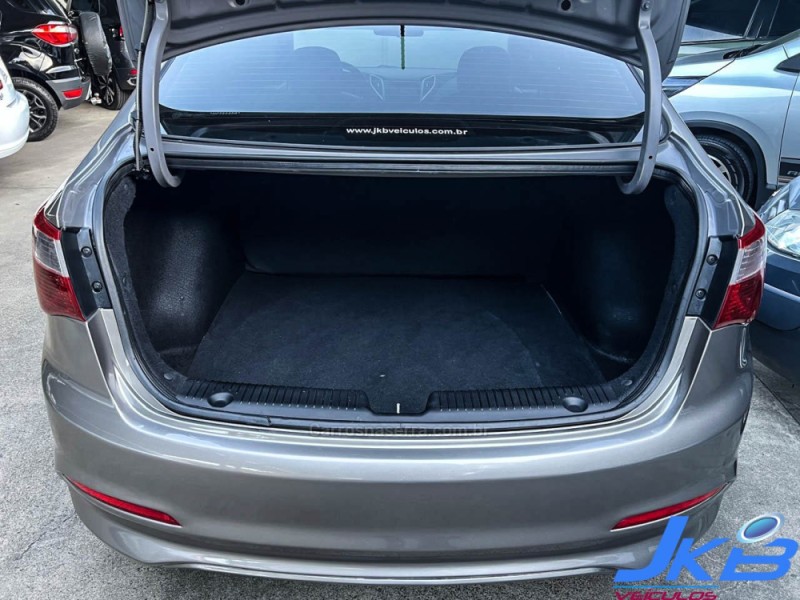 HB20S 1.6 COMFORT PLUS 16V FLEX 4P MANUAL - 2017 - NOVO HAMBURGO