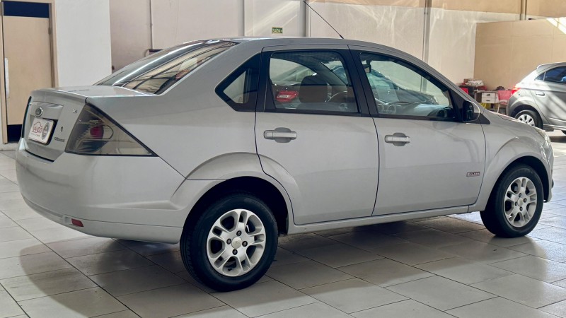 FIESTA 1.6 MPI CLASS SEDAN 8V FLEX 4P MANUAL - 2011 - ESTâNCIA VELHA