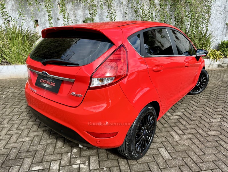 FIESTA 1.6 TITANIUM PLUS HATCH 16V FLEX 4P AUTOMÁTICO - 2014 - SAPIRANGA