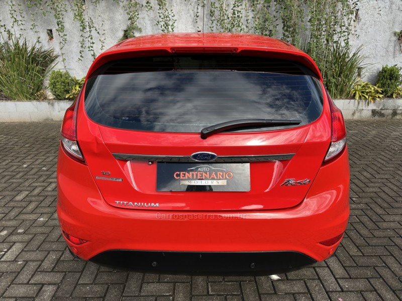 FIESTA 1.6 TITANIUM PLUS HATCH 16V FLEX 4P AUTOMÁTICO - 2014 - SAPIRANGA