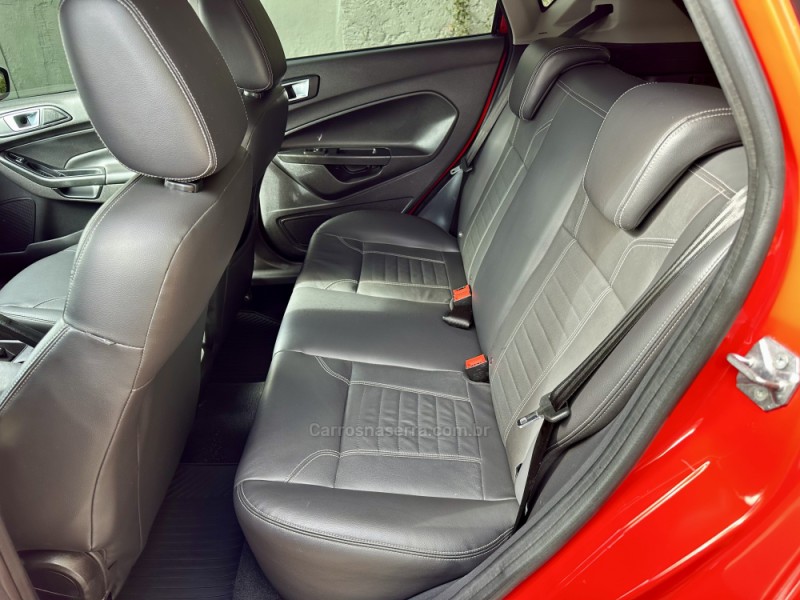 FIESTA 1.6 TITANIUM PLUS HATCH 16V FLEX 4P AUTOMÁTICO - 2014 - SAPIRANGA