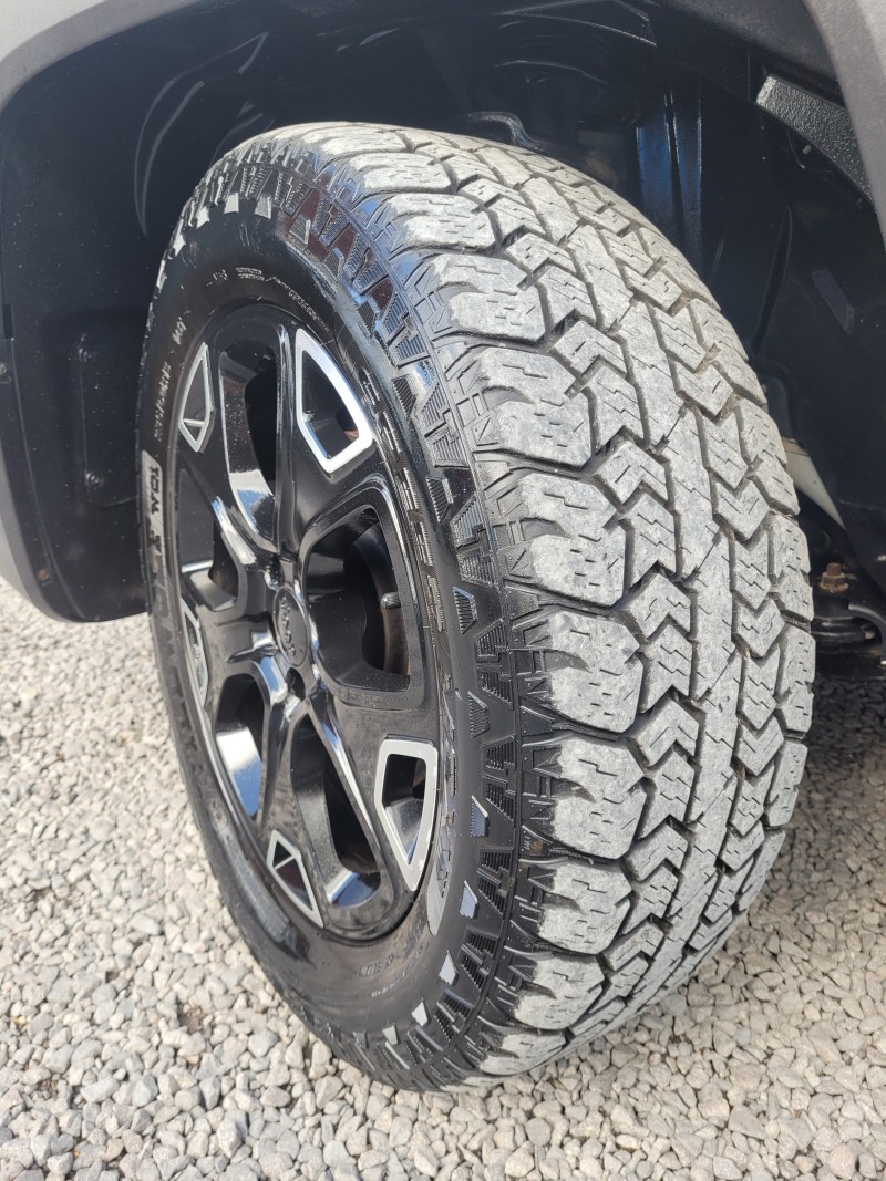 RENEGADE 2.0 16V TURBO DIESEL LONGITUDE 4P 4X4 AUTOMÁTICO - 2016 - CARLOS BARBOSA