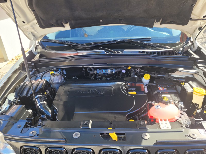 RENEGADE 2.0 16V TURBO DIESEL LONGITUDE 4P 4X4 AUTOMÁTICO - 2016 - CARLOS BARBOSA