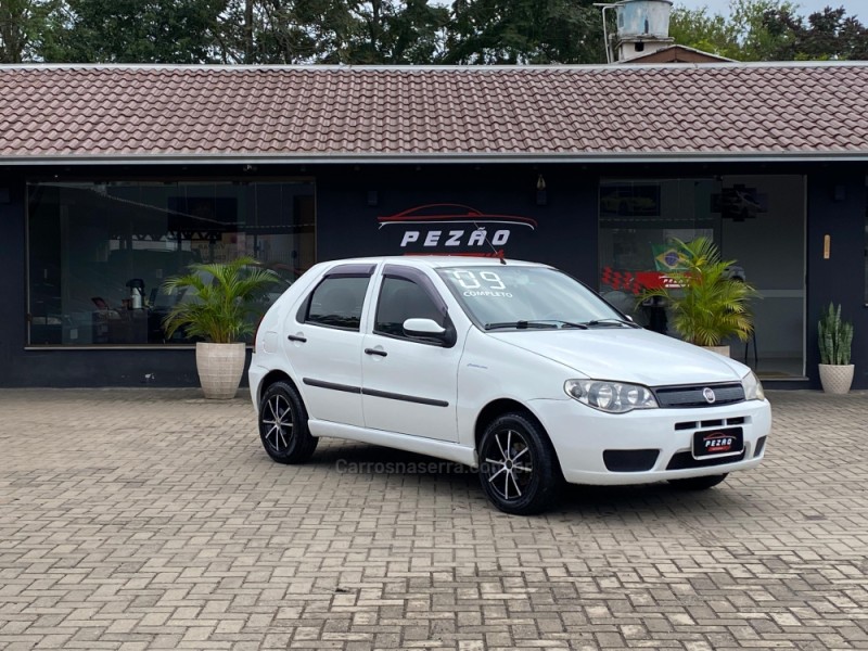 PALIO 1.0 MPI FIRE CELEBRATION 8V FLEX 4P MANUAL - 2009 - PAROBé