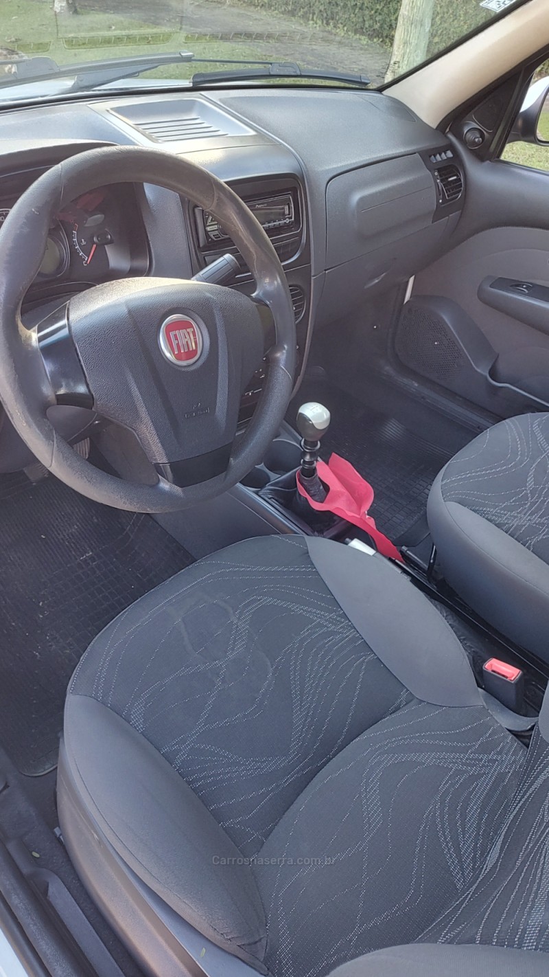 SIENA 1.0 MPI EL CELEBRATION 8V FLEX 4P MANUAL - 2014 - CAMPO BOM