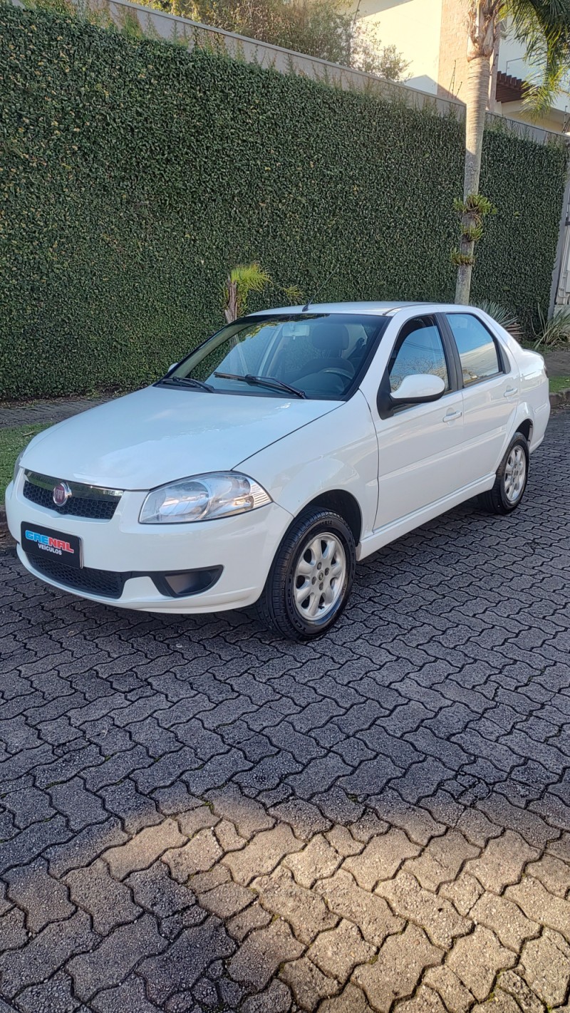 SIENA 1.0 MPI EL CELEBRATION 8V FLEX 4P MANUAL - 2014 - CAMPO BOM