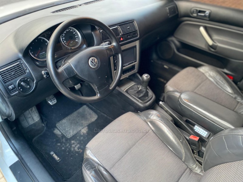 GOLF 1.6 MI SPORTLINE 8V FLEX 4P MANUAL - 2010 - PAROBé