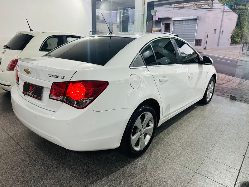 CRUZE 1.8 LT 16V FLEX 4P AUTOMÁTICO - 2013 - CAXIAS DO SUL