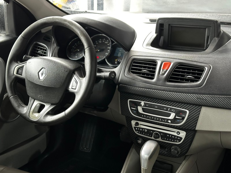 FLUENCE 2.0 PRIVILÉGE 16V FLEX 4P AUTOMÁTICO - 2011 - CAXIAS DO SUL