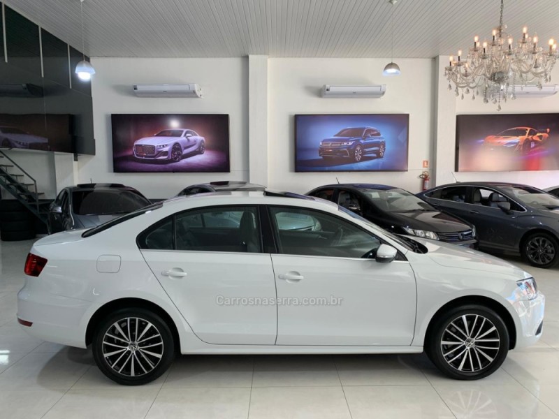 JETTA 2.0 TSI HIGHLINE 211CV GASOLINA 4P DSG - 2014 - NOVO HAMBURGO