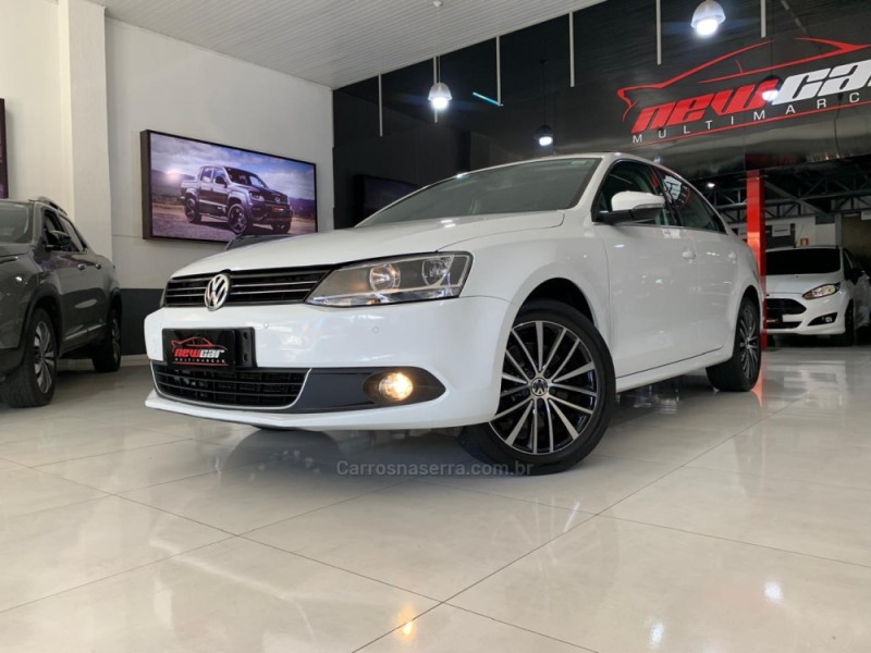 JETTA 2.0 TSI HIGHLINE 211CV GASOLINA 4P DSG - 2014 - NOVO HAMBURGO