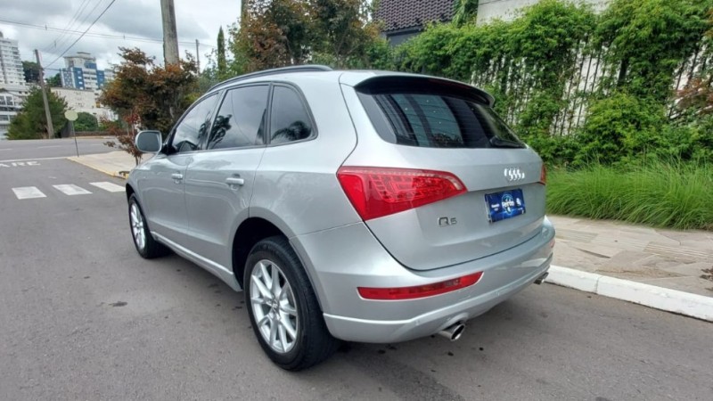 Q5 2.0 TSFI QUATTRO S TRONIC 16V GASOLINA 4P AUTOMÁTICO - 2012 - FARROUPILHA