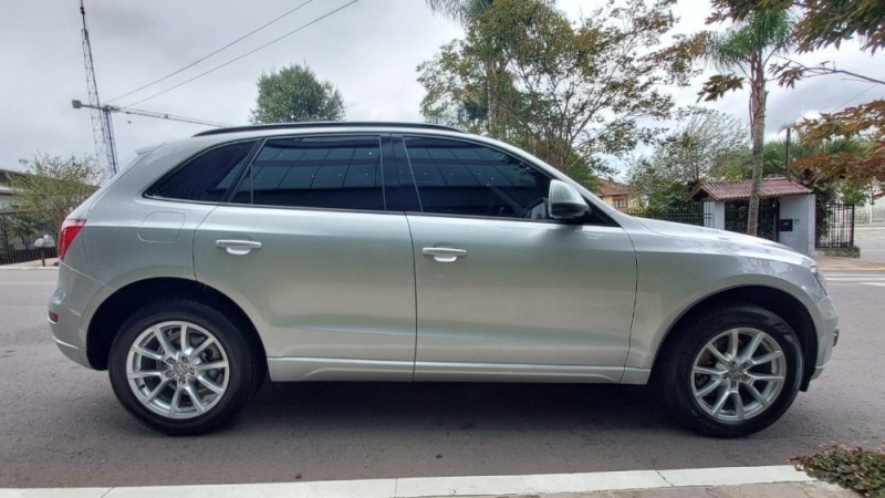 Q5 2.0 TSFI QUATTRO S TRONIC 16V GASOLINA 4P AUTOMÁTICO - 2012 - FARROUPILHA
