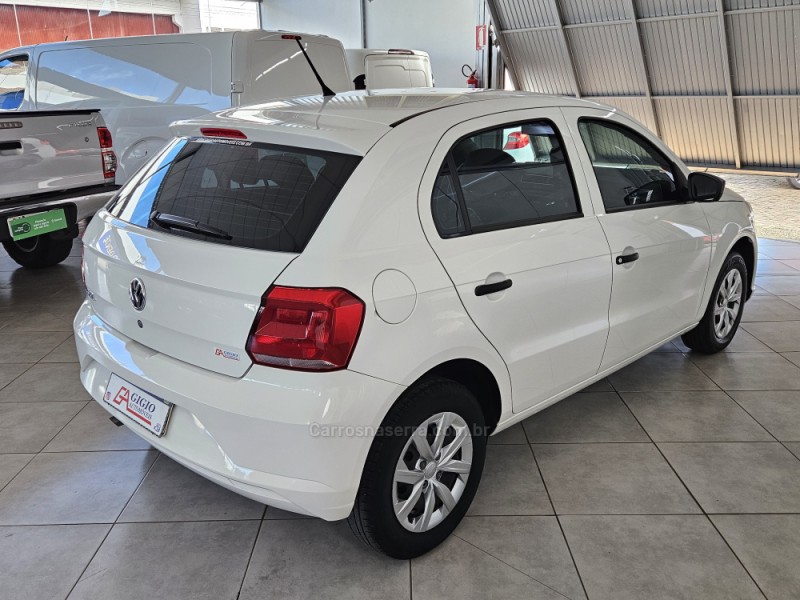 GOL 1.0 12V MPI TOTALFLEX 4P MANUAL - 2023 - TAPEJARA