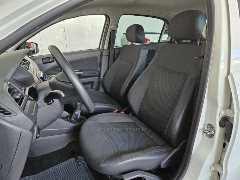 GOL 1.0 12V MPI TOTALFLEX 4P MANUAL - 2023 - TAPEJARA