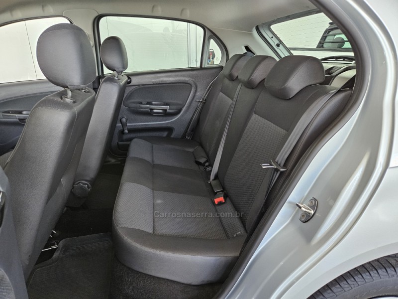 GOL 1.0 12V MPI TOTALFLEX 4P MANUAL - 2023 - TAPEJARA