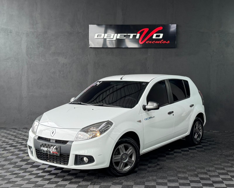 SANDERO 1.0 TECH RUN 16V FLEX 4P MANUAL - 2014 - CAXIAS DO SUL