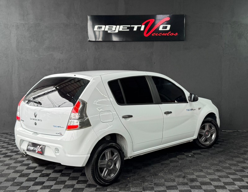SANDERO 1.0 TECH RUN 16V FLEX 4P MANUAL - 2014 - CAXIAS DO SUL