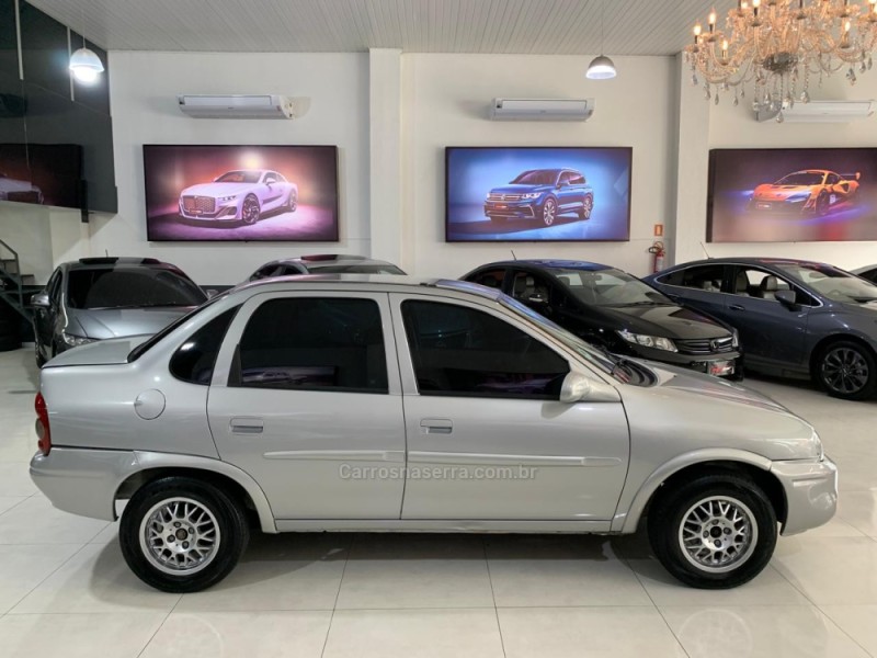 CORSA 1.0 MPFI WIND SEDAN 8V GASOLINA 4P MANUAL - 2001 - NOVO HAMBURGO