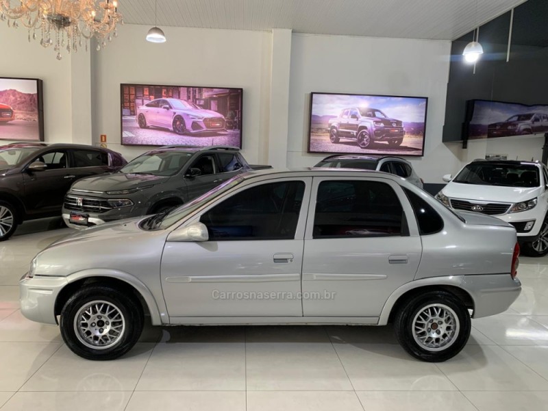 CORSA 1.0 MPFI WIND SEDAN 8V GASOLINA 4P MANUAL - 2001 - NOVO HAMBURGO