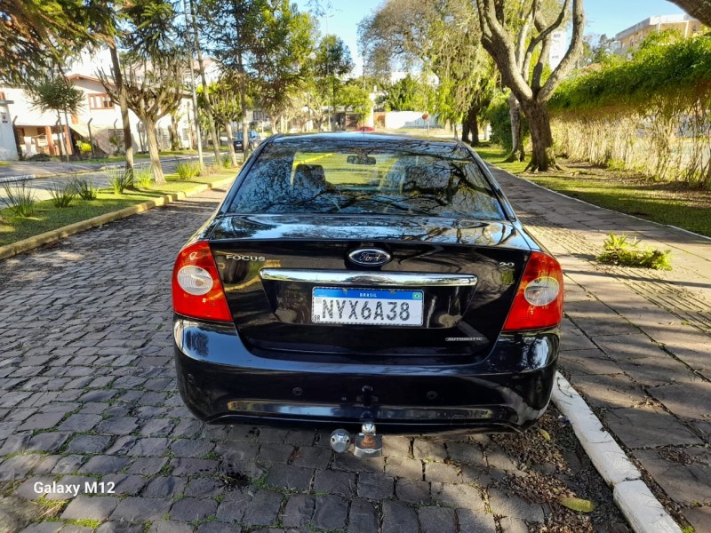 FOCUS 2.0 TITANIUM SEDAN 16V FLEX 4P AUTOMÁTICO - 2012 - FARROUPILHA
