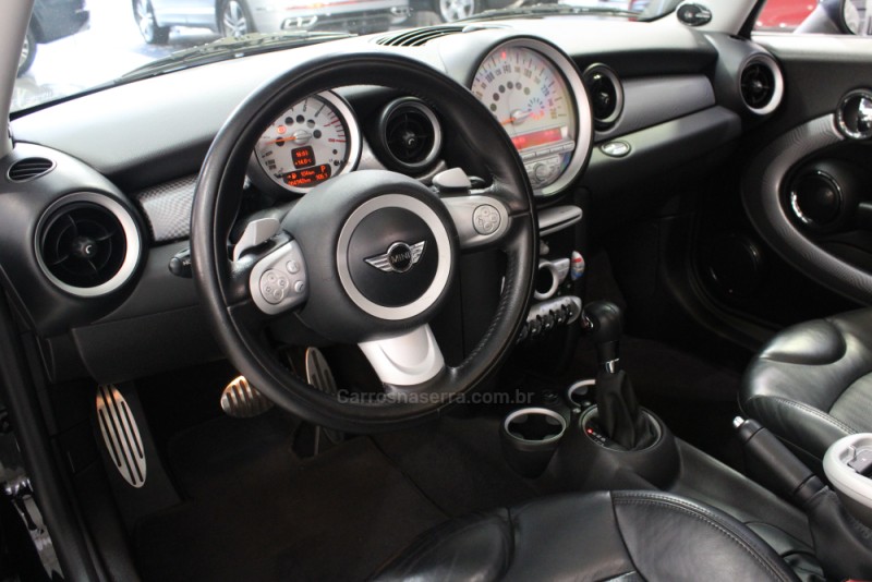 COOPER 1.6 S 16V TURBO GASOLINA 2P AUTOMÁTICO - 2010 - CAXIAS DO SUL