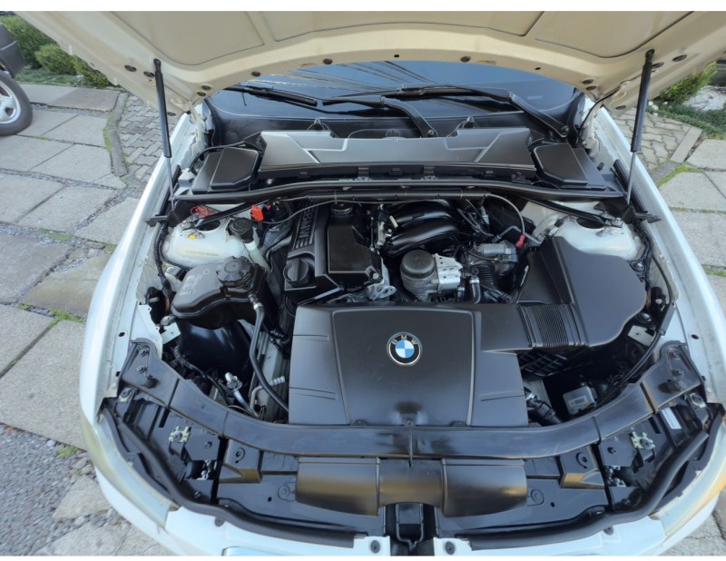 318I 2.0 SEDAN 16V GASOLINA 4P AUTOMÁTICO - 2012 - NOVA PETRóPOLIS