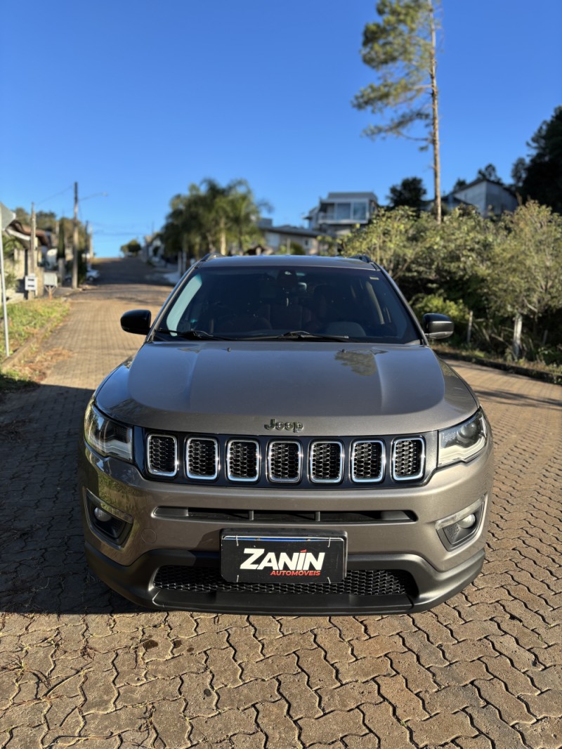 COMPASS 2.0 16V FLEX SPORT AUTOMÁTICO - 2017 - SANANDUVA