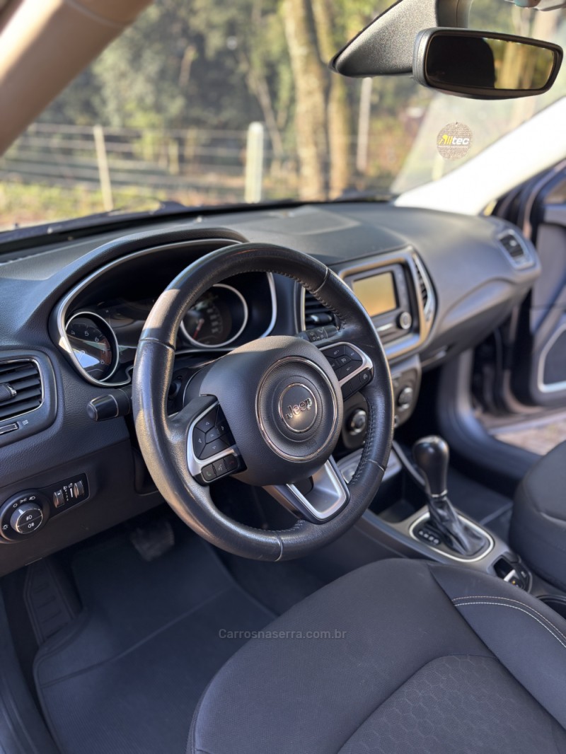 COMPASS 2.0 16V FLEX SPORT AUTOMÁTICO - 2017 - SANANDUVA